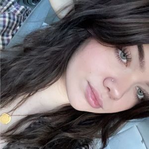 Meet your Posher, Arianna